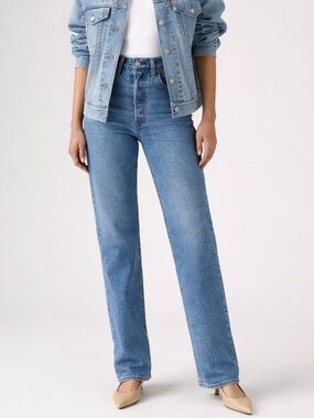 Levi’s Premium Ribcage Straight Jeans Size 28 Viral Trending Spring